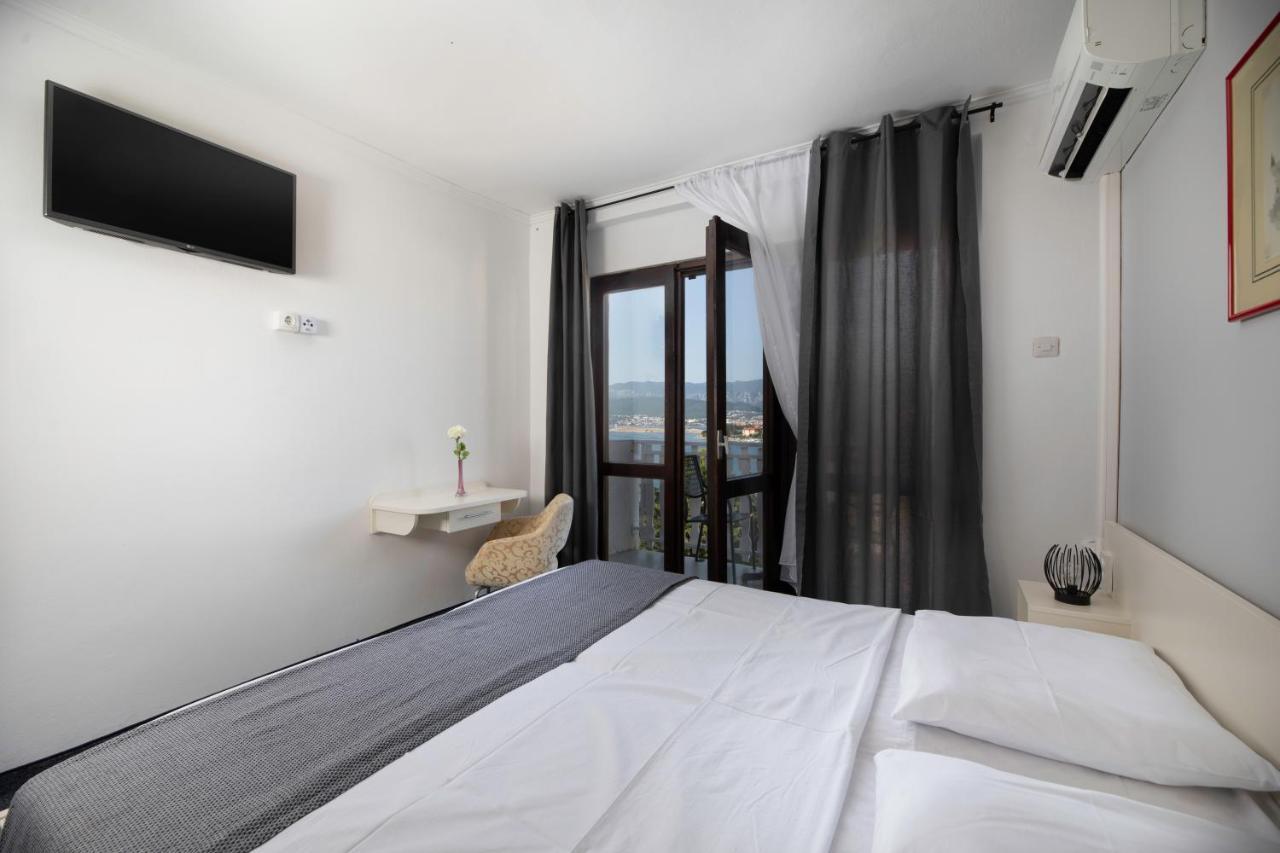 Meliores Rooms Šilo Екстериор снимка