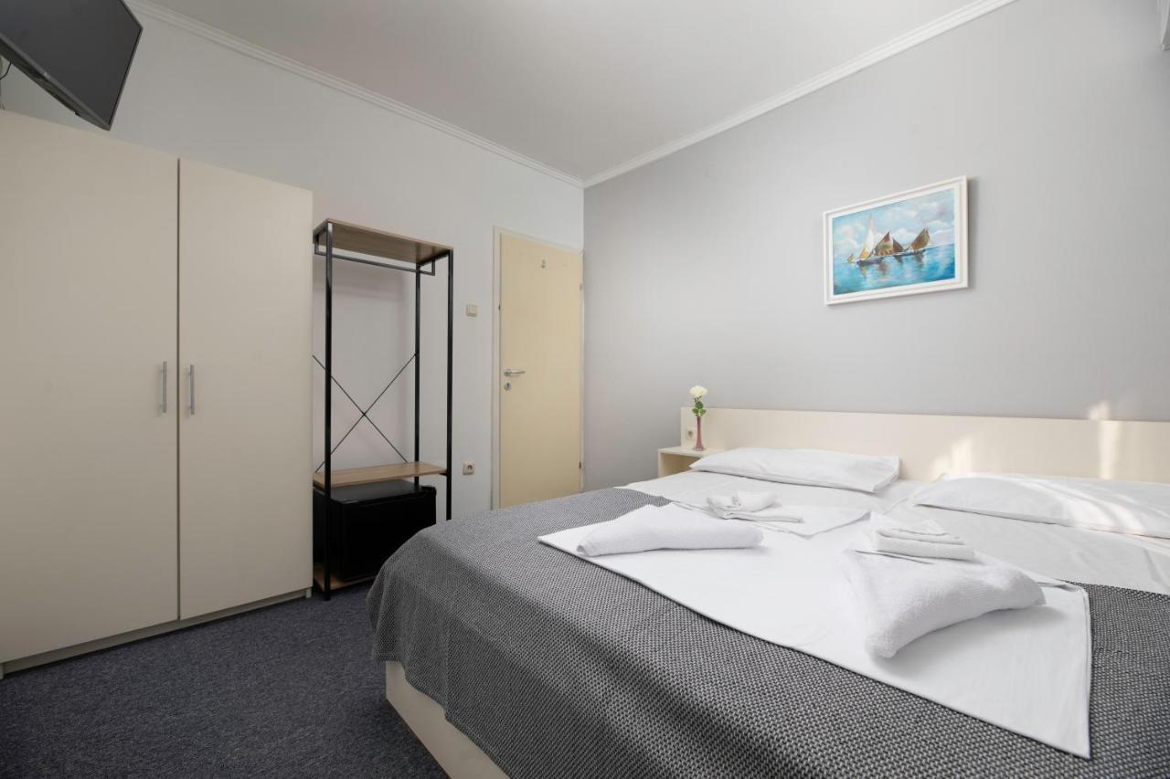 Meliores Rooms Šilo Екстериор снимка